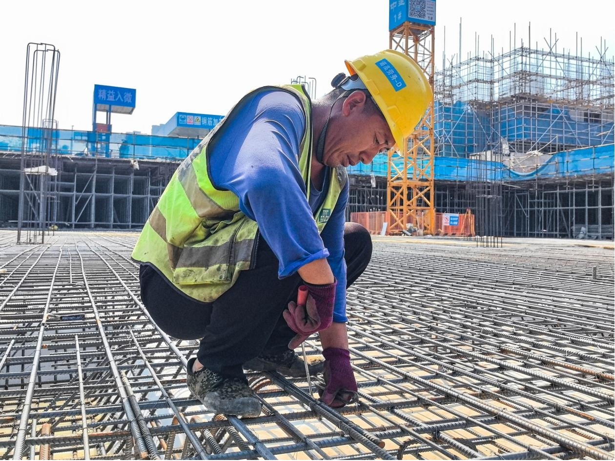 火热江北丨都会建设者：用汗水“筑”就都会之美